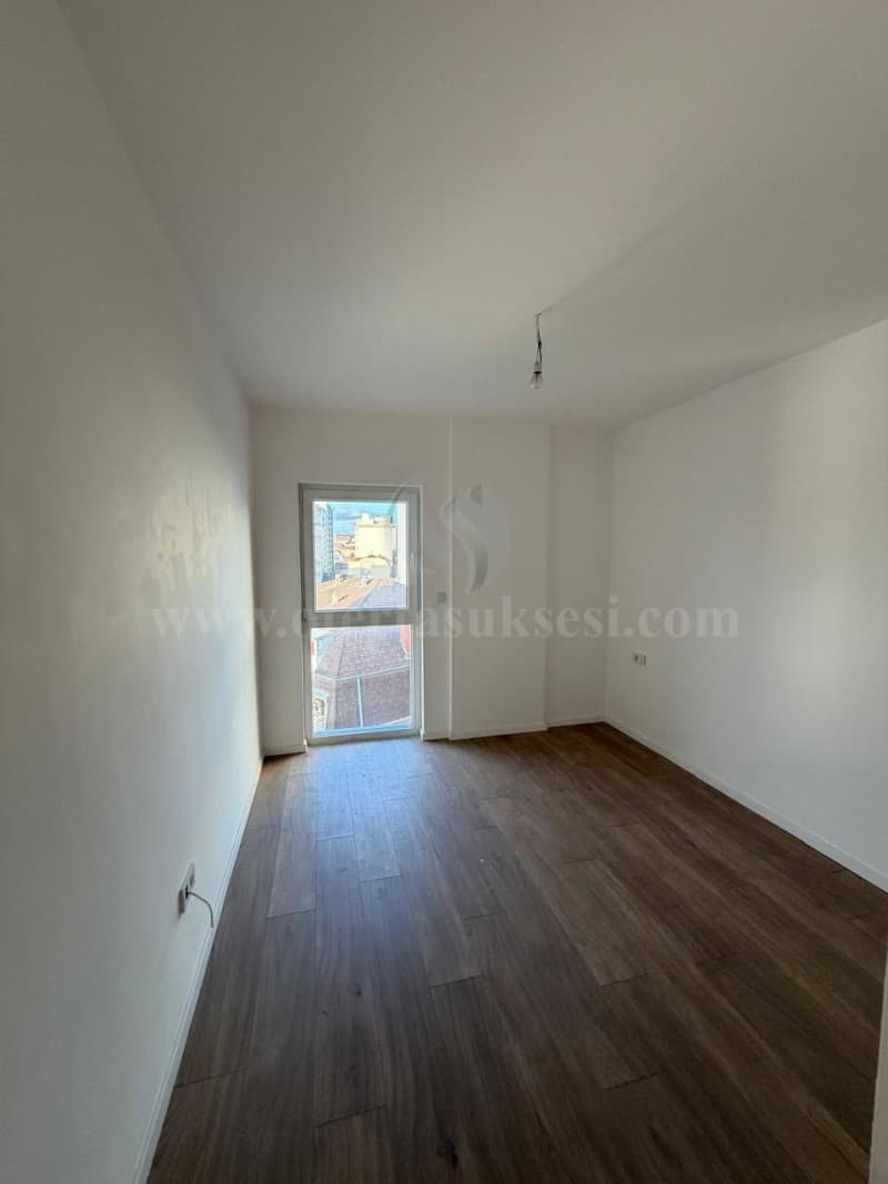 Shes banesen 78.25m2 kati i -IX-/Prishtine — fotografia 5