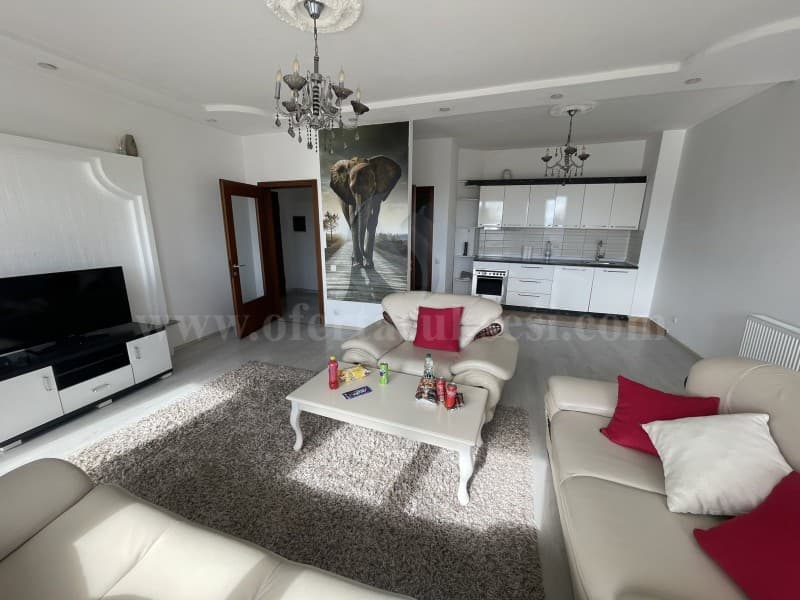 Jap me qira banesen-penthouse 120m2 kati i -VIII- / Fushe Kosove — fotografia 6