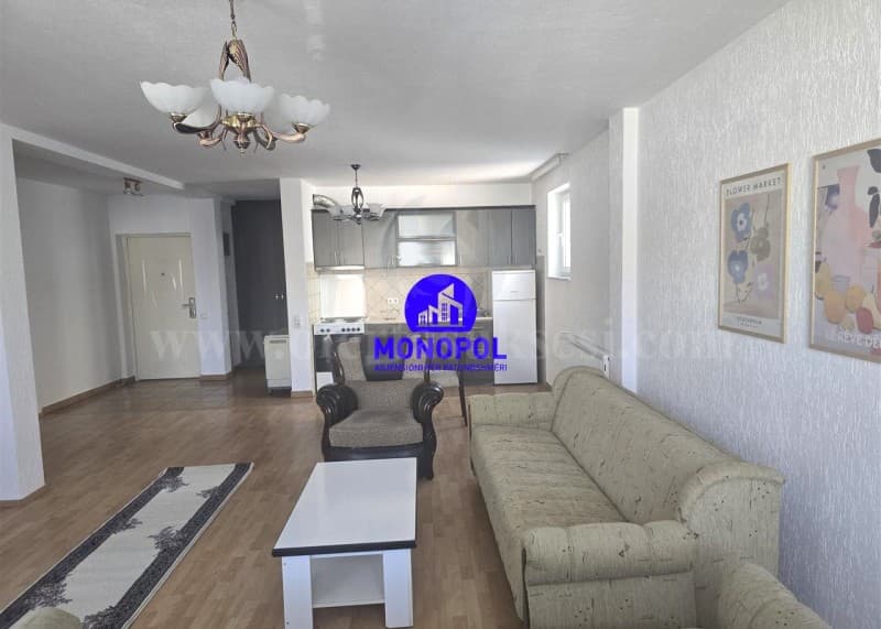 Jap me qira katin e shtepis 105m2 kati i -III-/Prishtine — fotografia 2