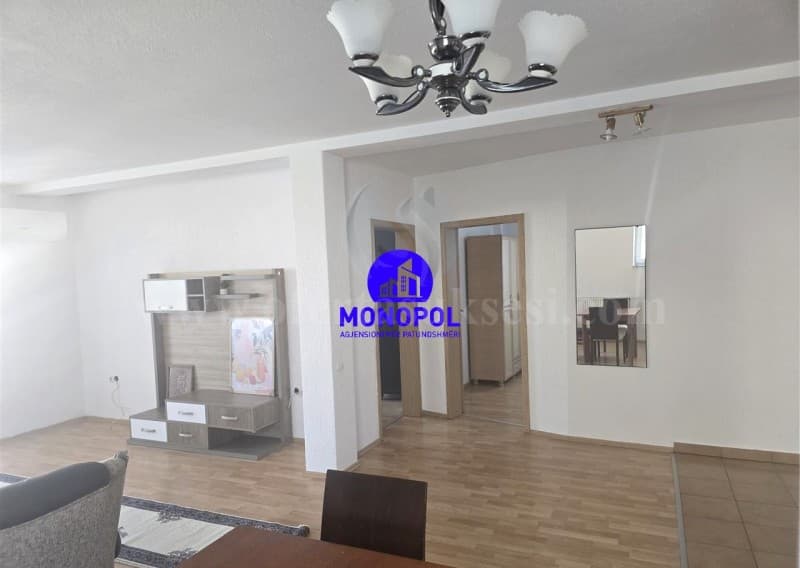 Jap me qira katin e shtepis 105m2 kati i -III-/Prishtine — fotografia 6