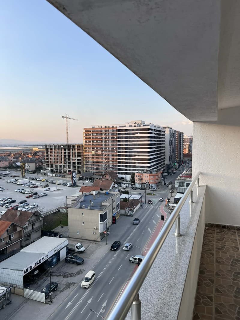 Jap me qira banesen-ZYREN 97.8m2 kati i -IX- / Ferizaj — fotografia 4