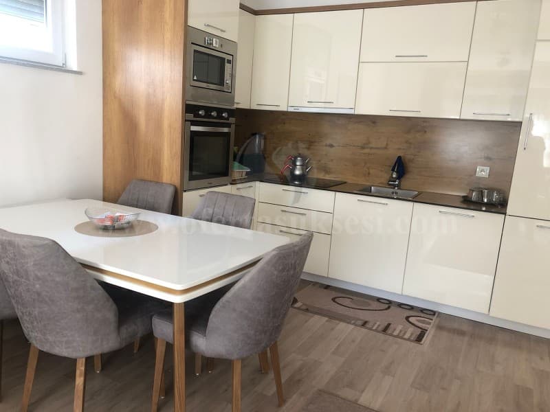 Shes banesen 87m2 kati i -VII-/Fushe Kosove — fotografia 3