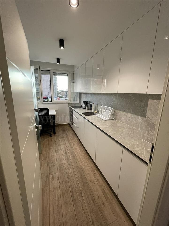 Jap me qira banesen-ZYREN 80m2 kati i -I- / Prishtine — fotografia 2