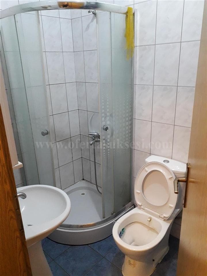 Shes banesen 40m2 kati i -I-/Prishtine — fotografia 5