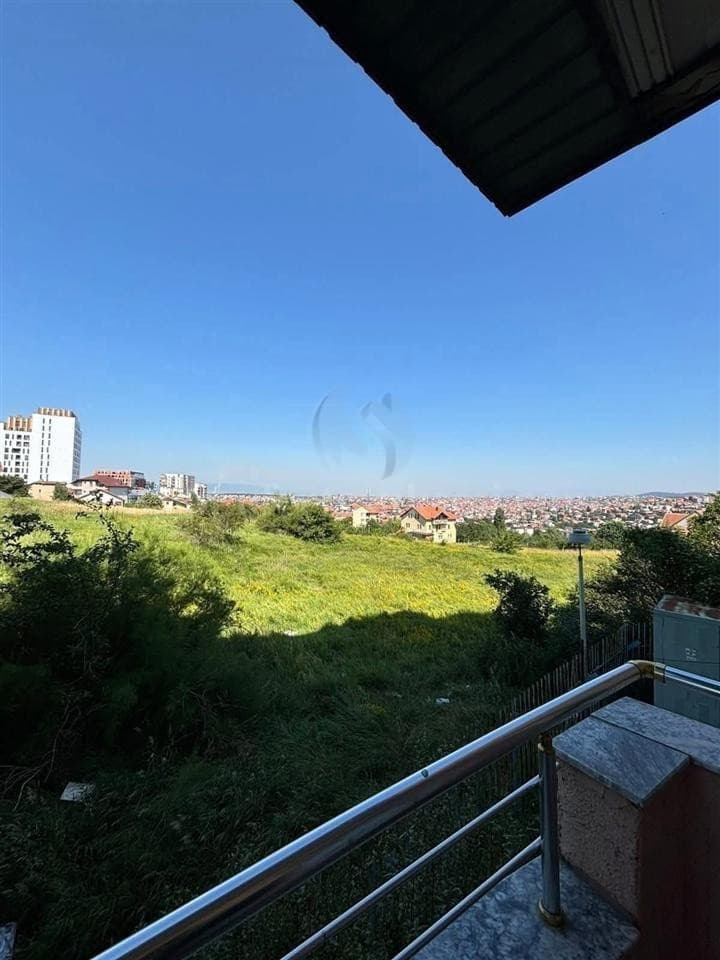 Shes banesen 40m2 kati i -I-/Prishtine — fotografia 8