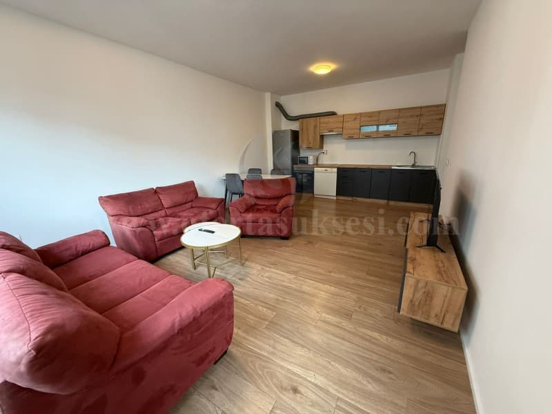 Jap me qira banesen 80m2 kati i -VII-/Prishtine — fotografia 2