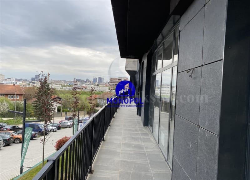 Jap me qira lokalin 340m2 kati i -I- / Prishtine — fotografia 4