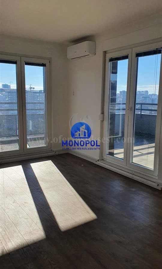 Jap me qira banesen-penthouse-ZYREN 380m2 kati i -VIII-/Prishtine — fotografia 2