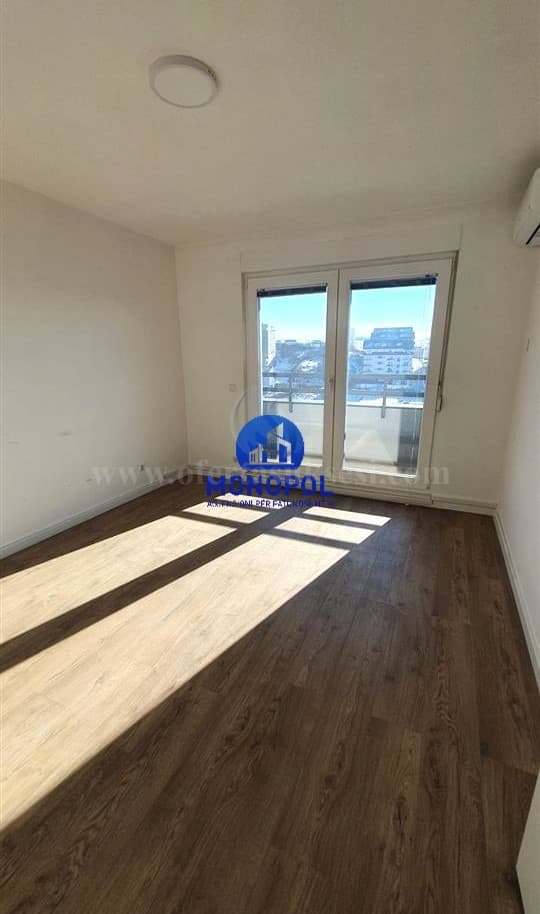 Jap me qira banesen-penthouse-ZYREN 380m2 kati i -VIII-/Prishtine — fotografia 4