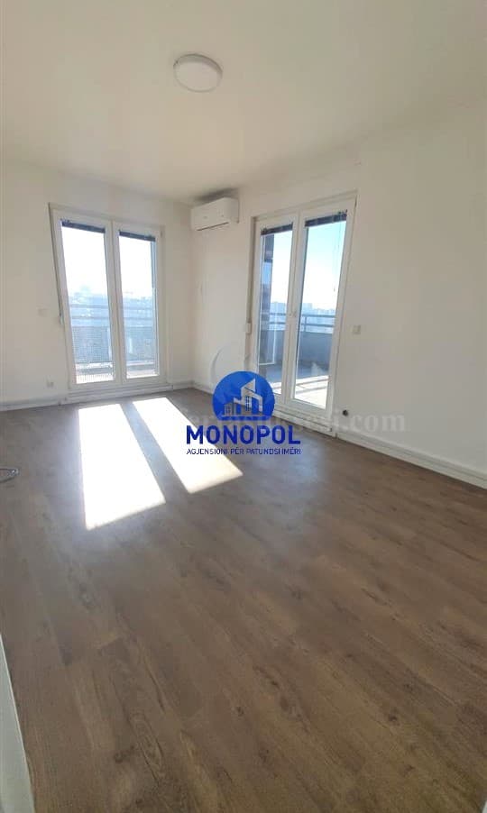 Jap me qira banesen-penthouse-ZYREN 380m2 kati i -VIII-/Prishtine — fotografia 6
