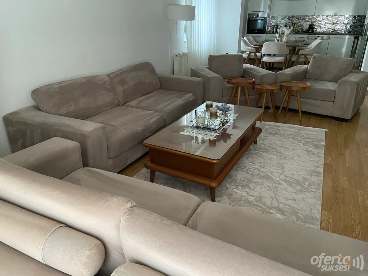 Shes mobilje për Sallon – Në Gjendje të Shkëlqyer — fotografia 1