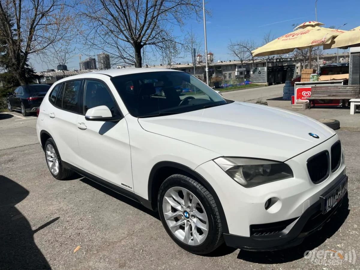 Shes BMW X1 2.0 — fotografia 2