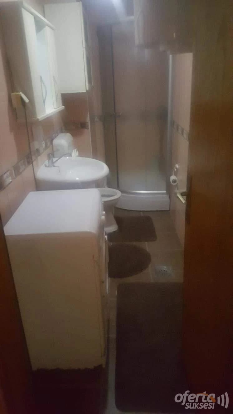 Jap me qira banesen 60m2 kati i -V-/Fushe Kosove — fotografia 1