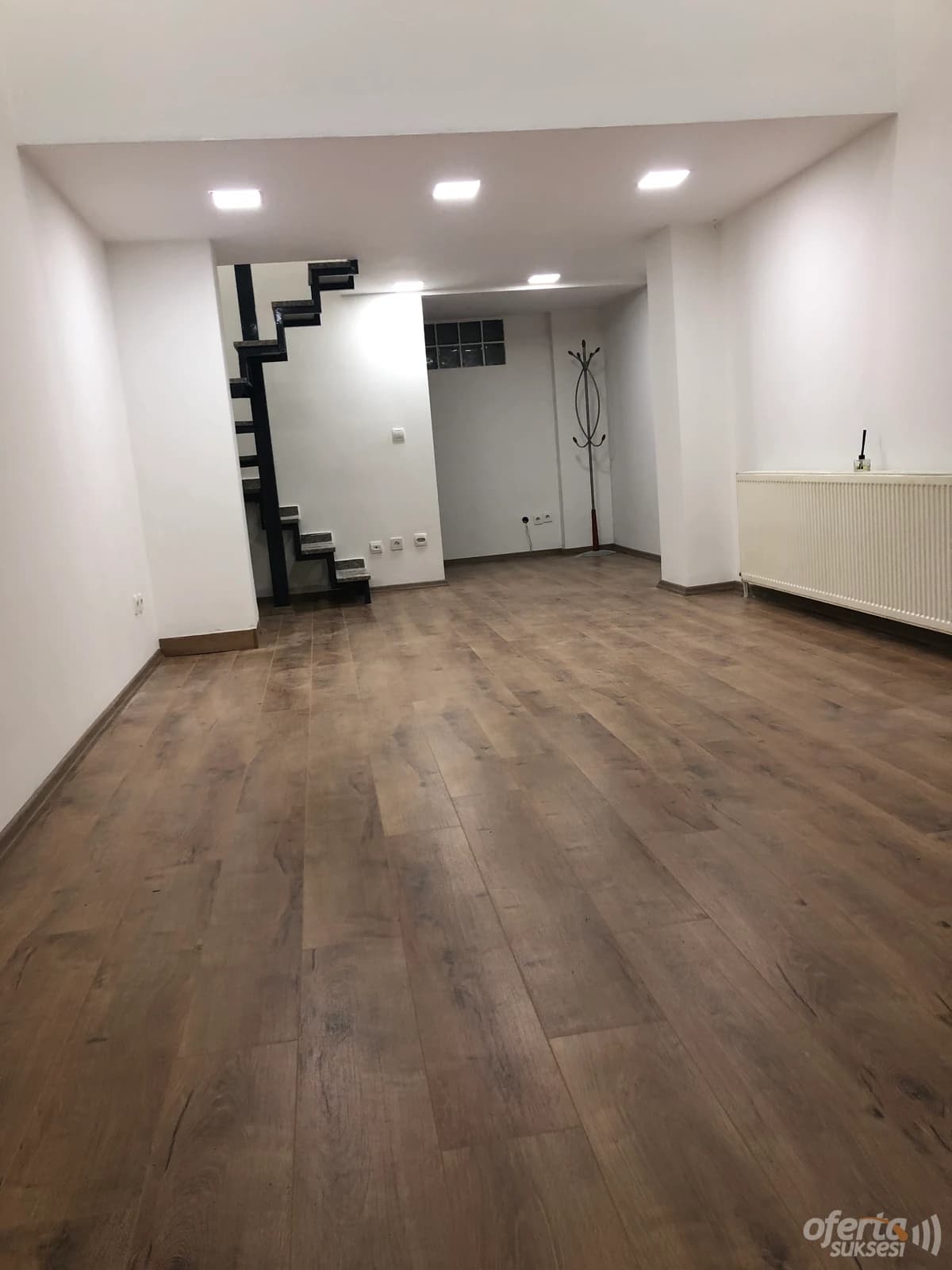 Jap me qira lokali me sipërfaqe 40m² kati i -I-/Prishtinë — fotografia 3