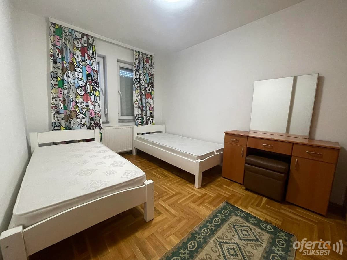 Jap me qira penthouse-banesen 85m2+50m2 kati i -VIII- / Prishtinë — fotografia 7