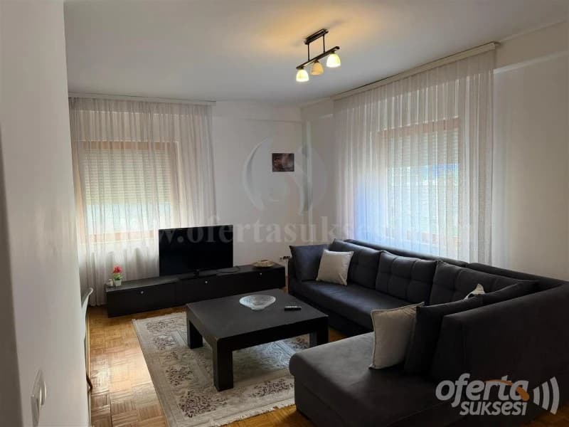 Jap me qira banesen 60m2 kati i -I-/Prishtine — fotografia 1