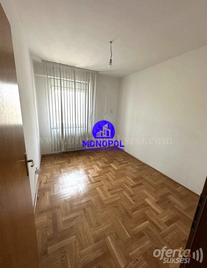 Jap me qira banesen-zyren 125m2 kati i -I-/Prishtine — fotografia 4