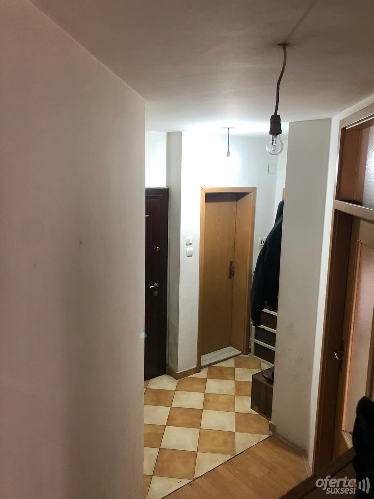 Shes banesen 50m2 kati i -IV-/Prishtine — fotografia 4