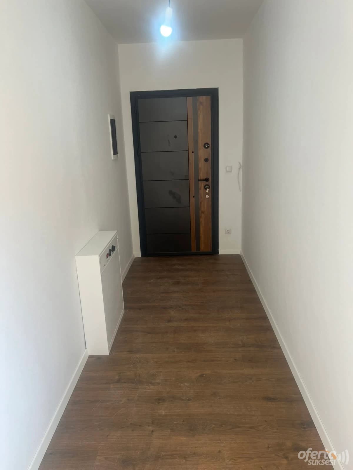 Jap me qira banesën 88m2 kati i -IV- / Fushë Kosovë — fotografia 8
