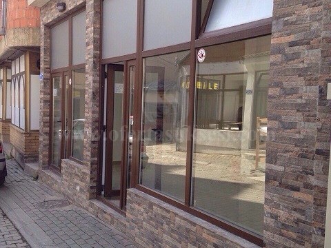Jap me qira dy lokale 57m2+40m2 kati perdhese / Prishtine