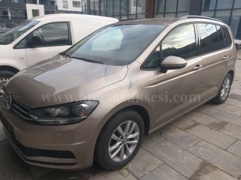 Shes VW Touran 2.0 TDI