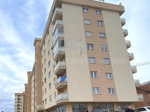 Shes bannesen 47m2 kati i -IV- / Fushe Kosove