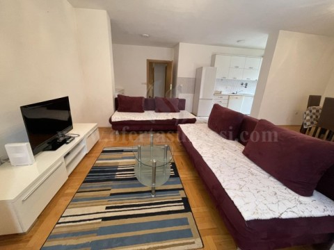 Jap me qira banesne 94m2 kati i -IV- /Prishtine