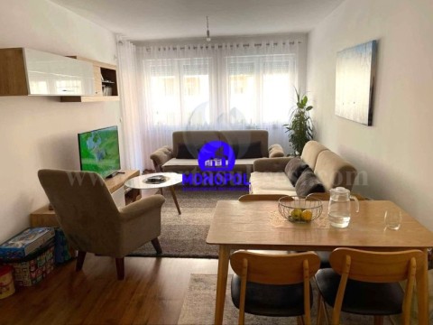 Jap me qira banesen 65m2 kati i -III-/Fushe Kosove