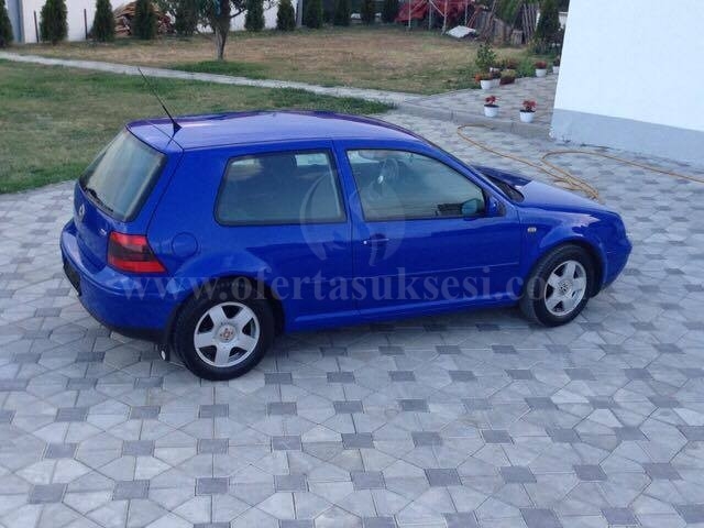 Shes VW Golf 4