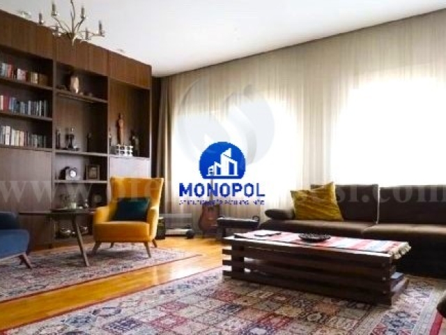 Jap me qira banesen-lokalin 192m2 kati perdhes / Prishtine