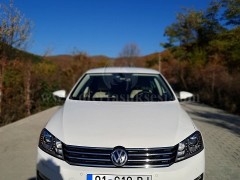 Shes VOLKSWAGEN Passat b7 1.6 TDI R-line