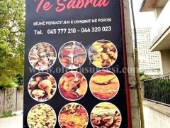 Ofroj pune per 2 kamarier 